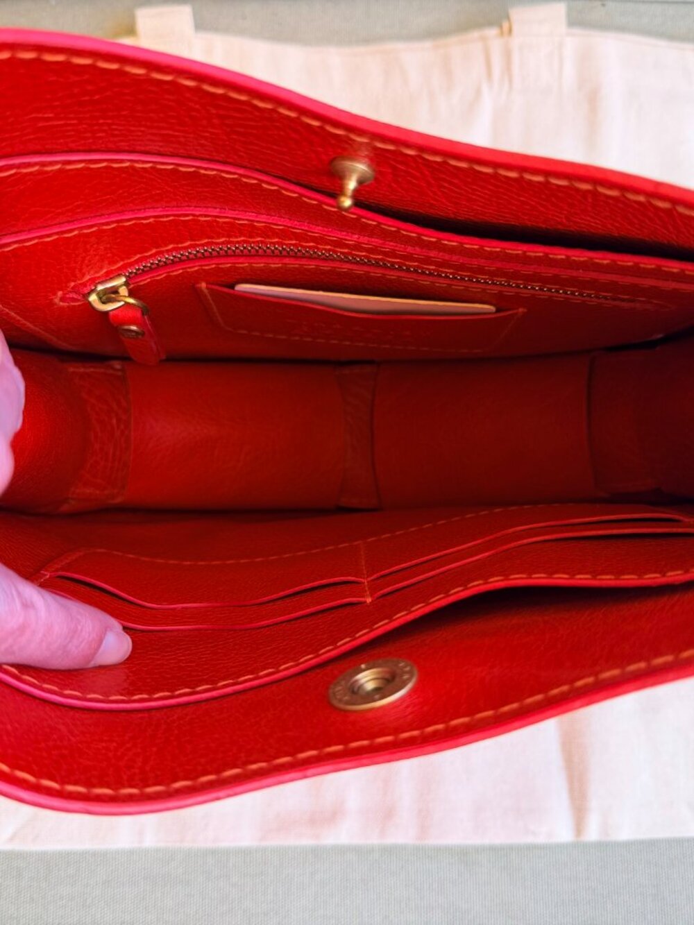 Lindquist Savoie Crossbody Bag in Persimmon - Picture 11 of 12